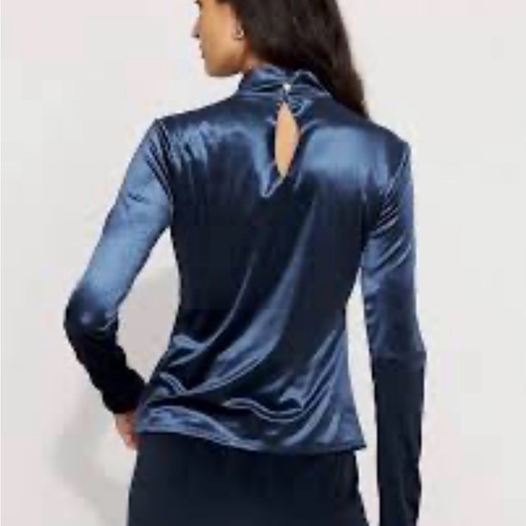 White House Black Market| NWT Forme Twist Neck Velvet Top-River Teal sz XL - Picture 2 of 8